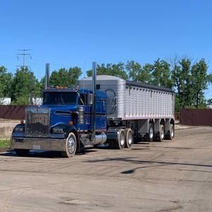 Meet your Posher, Josh